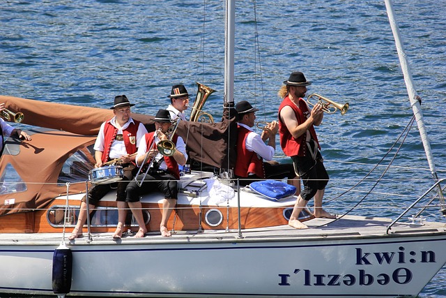 们将在更大 们将在更大